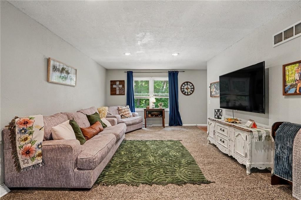 14017 Henson Road — photo 5