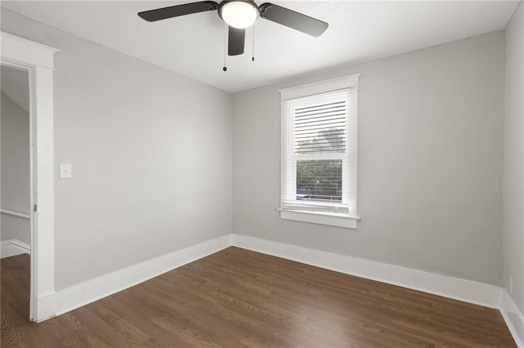 2961 Lockridge Avenue — photo 20