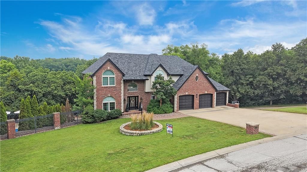 2523 SW Still Meadows Terrace — photo 3