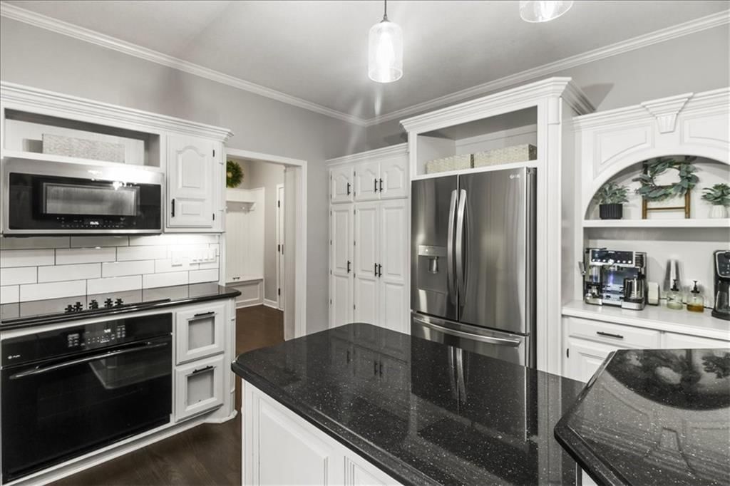 2523 SW Still Meadows Terrace — photo 23