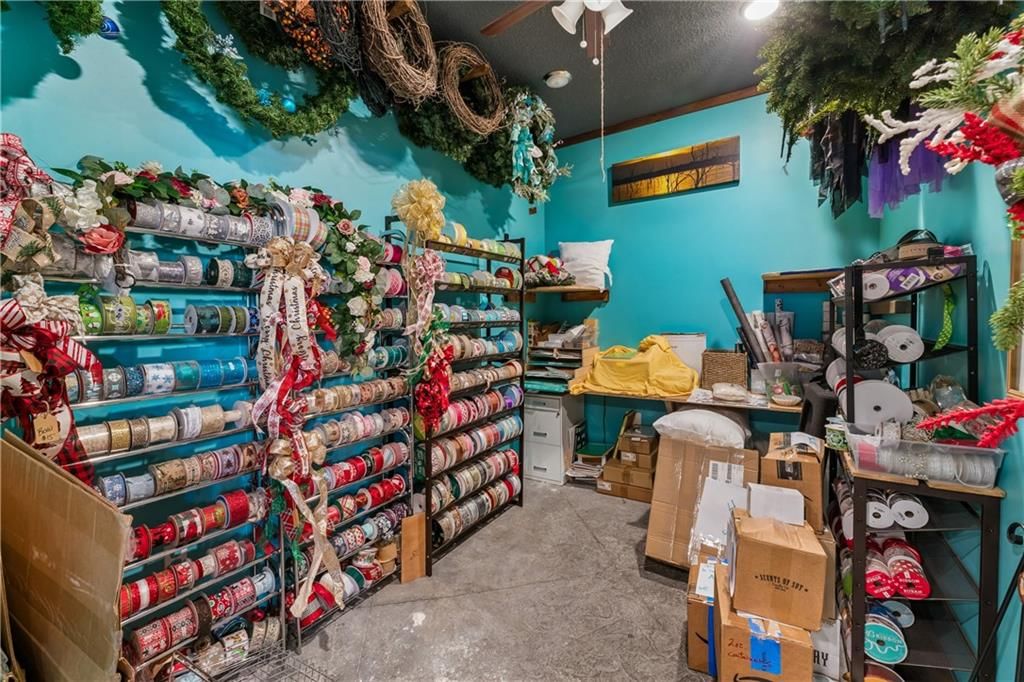 2 W Piankashaw Street — photo 18