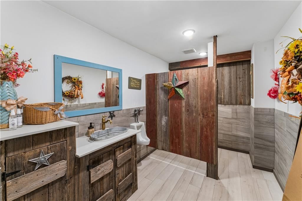 2 W Piankashaw Street — photo 29