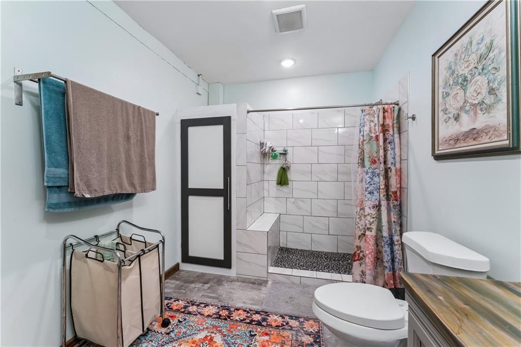 2 W Piankashaw Street — photo 48