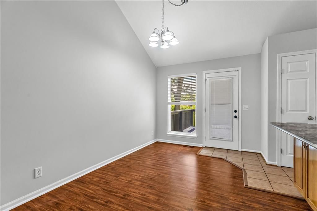 5702 N Highland Avenue — photo 9