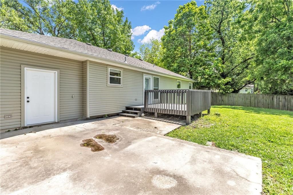 5702 N Highland Avenue — photo 22