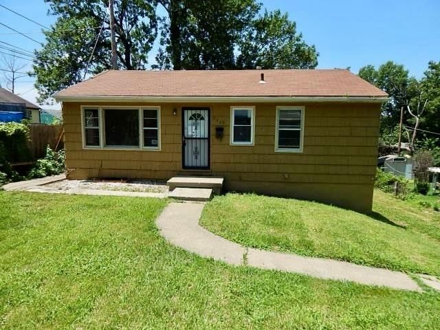 5640 INDIANA Avenue — photo 1