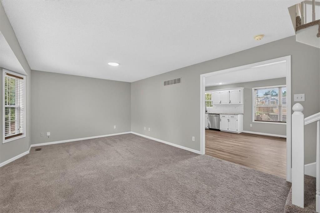 500 SE Alger Drive — photo 4