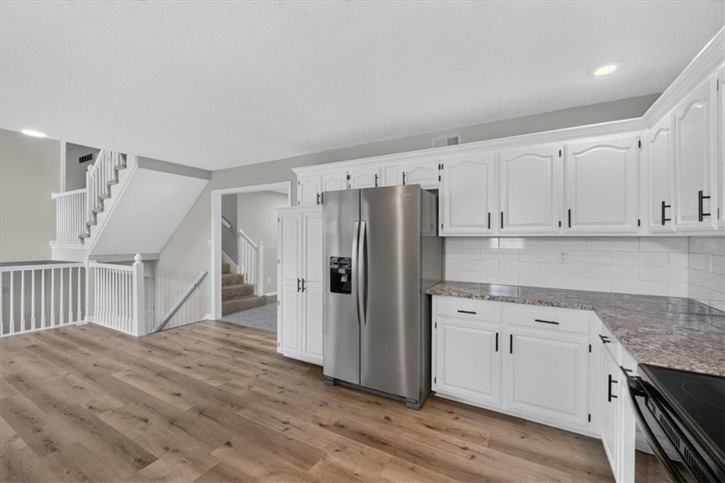 500 SE Alger Drive — photo 8