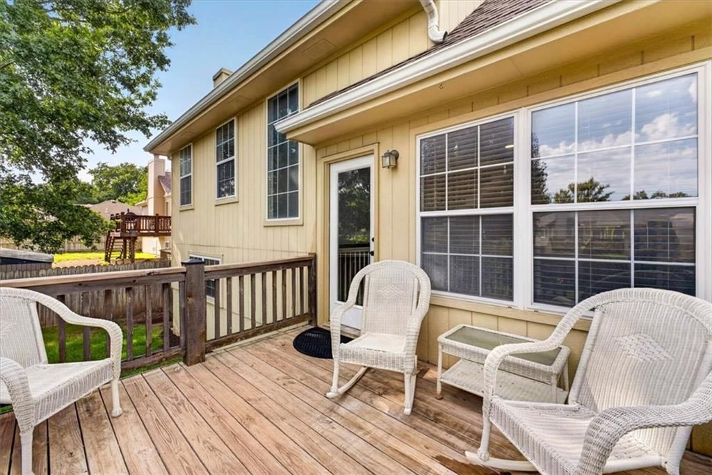 500 SE Alger Drive — photo 13