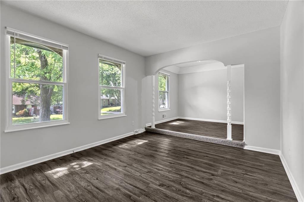 2020 SW Morningside Drive — photo 4