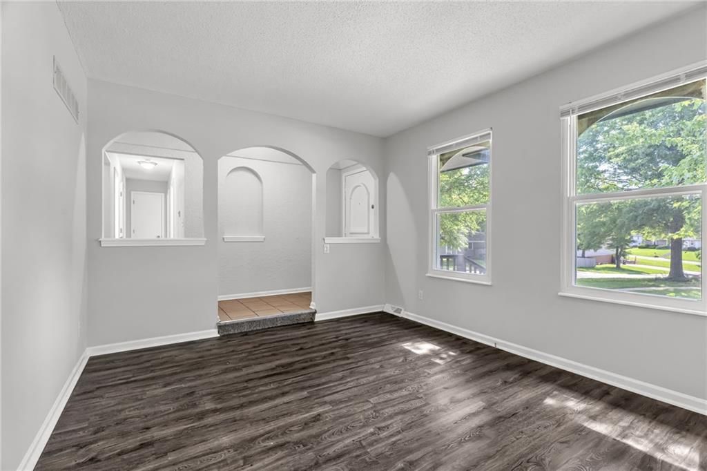 2020 SW Morningside Drive — photo 5