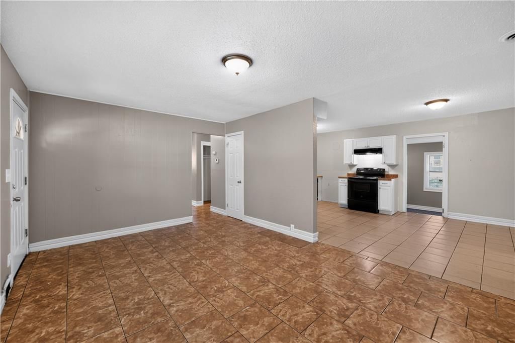 11407 Richmond Avenue — photo 6