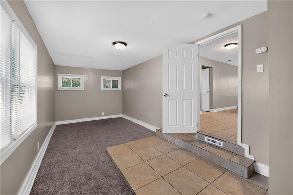 11407 Richmond Avenue — photo 9