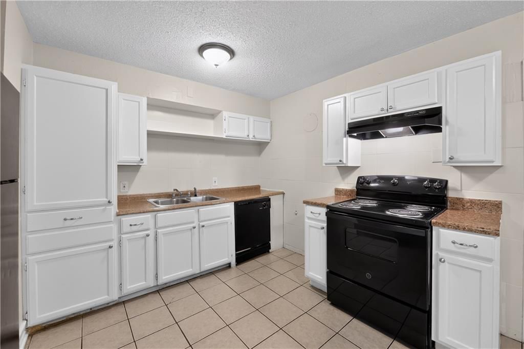 11407 Richmond Avenue — photo 14