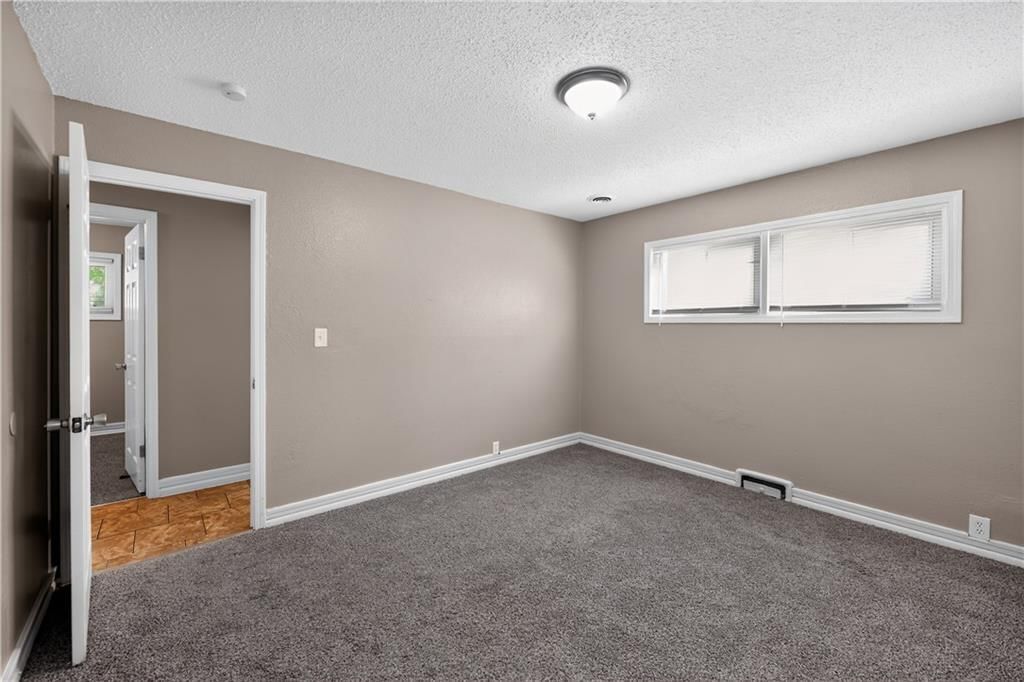 11407 Richmond Avenue — photo 23