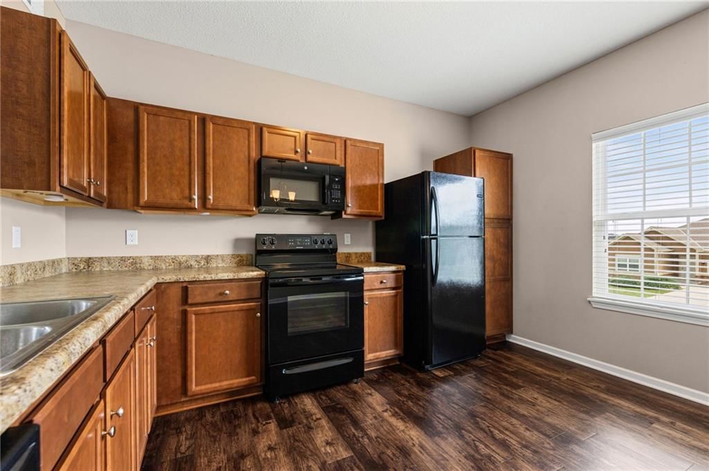 26186 W 141st Court — photo 10