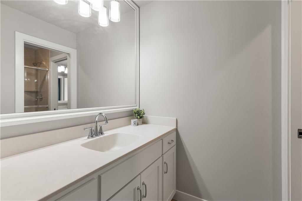 5947 N Cosby Avenue — photo 33