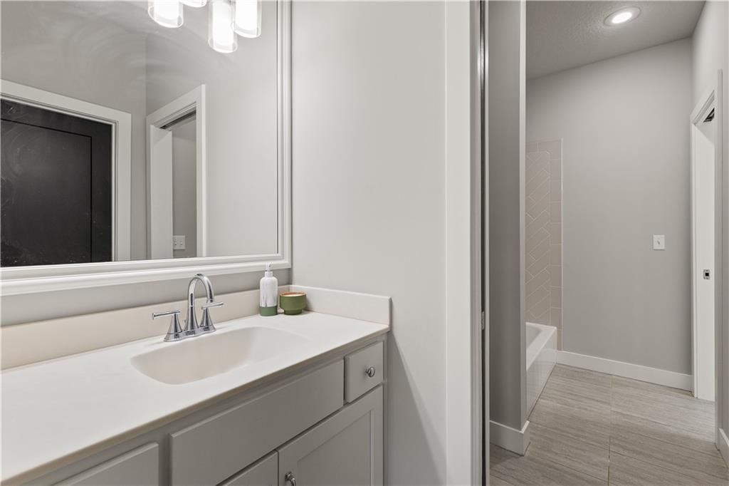5947 N Cosby Avenue — photo 41