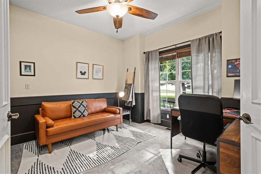 Photo 4 of 44 - 2804 SE BINGHAM Place, Lee's Summit, MO 64063