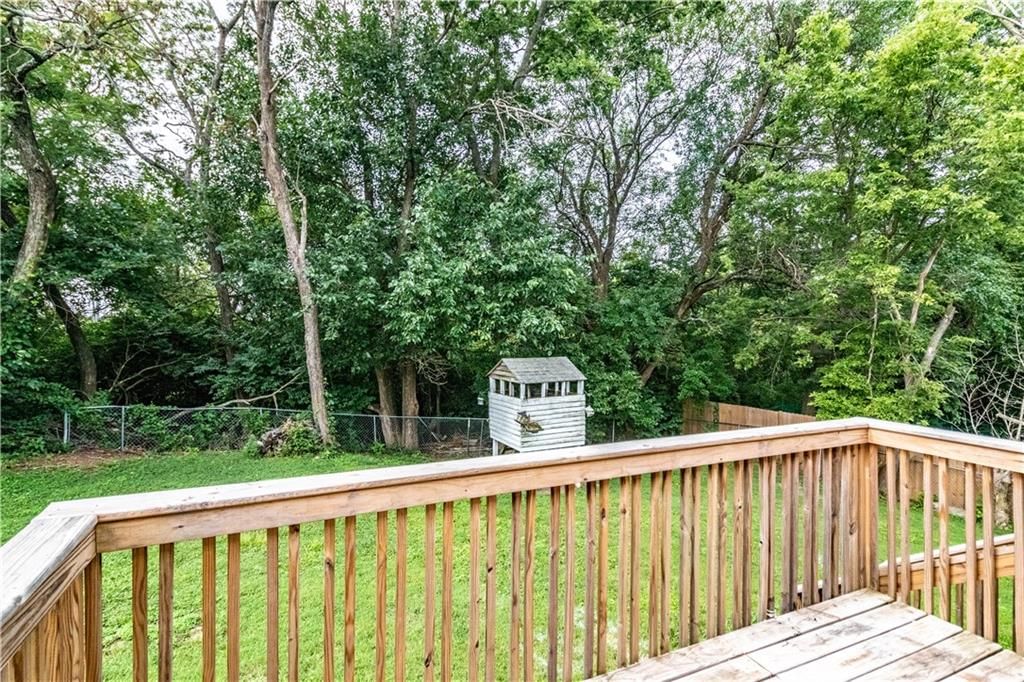 105 Hardy Street — photo 9