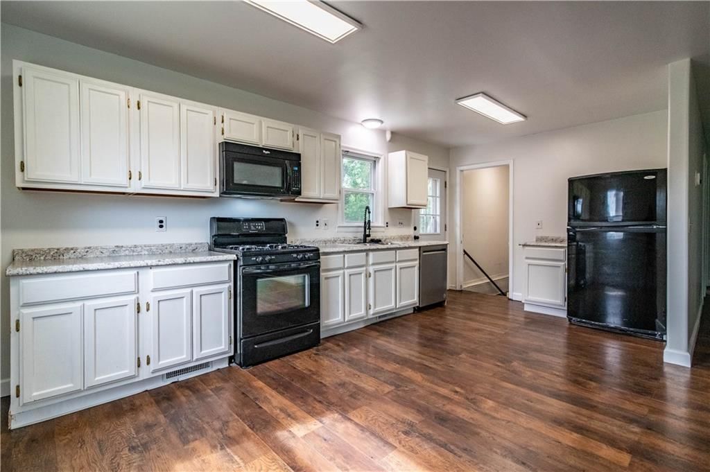 105 Hardy Street — photo 14