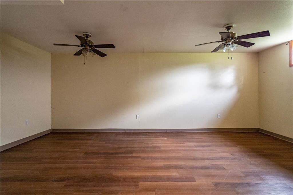 105 Hardy Street — photo 25