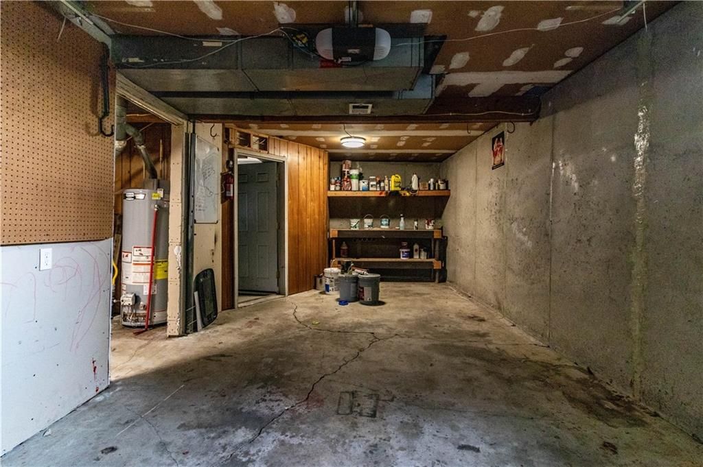 105 Hardy Street — photo 28