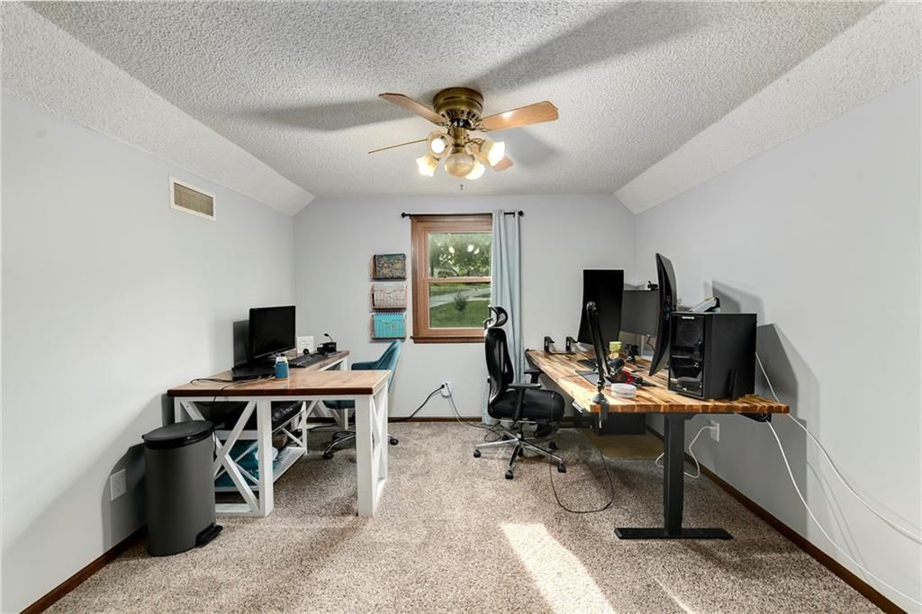 1100 SW 44th Street — photo 30