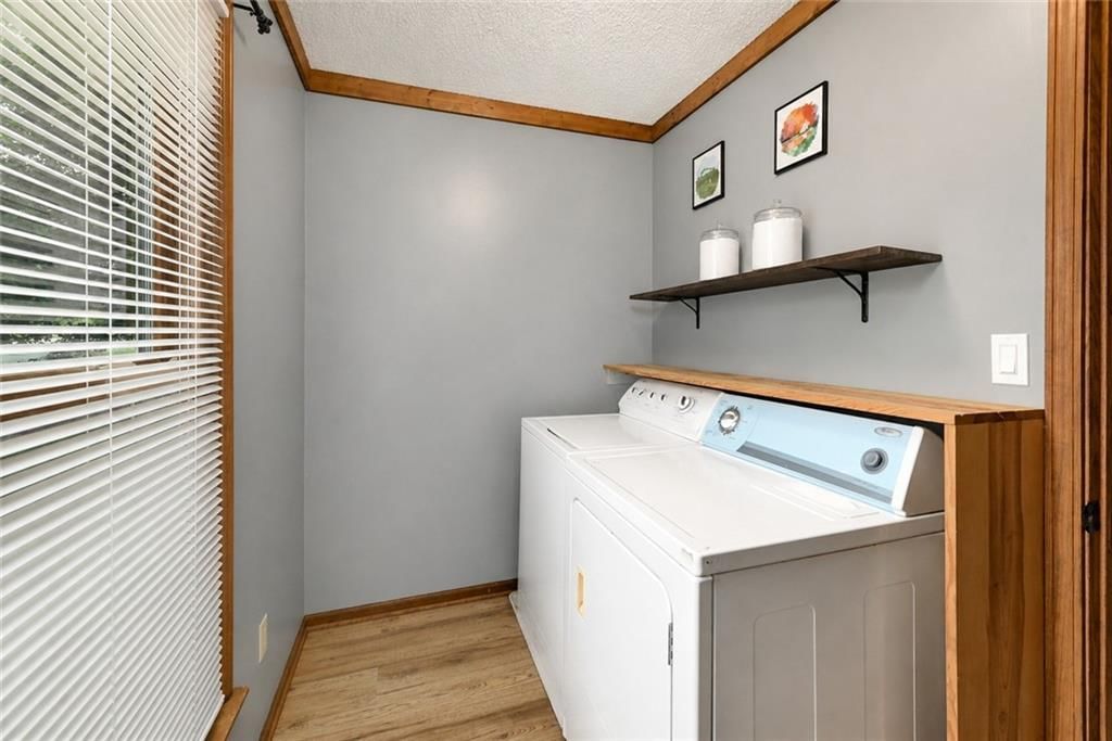 1100 SW 44th Street — photo 32