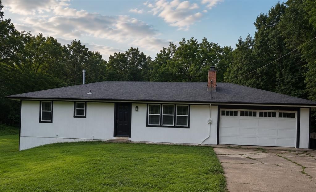 11121 Leavenworth Road, Kansas City, KS