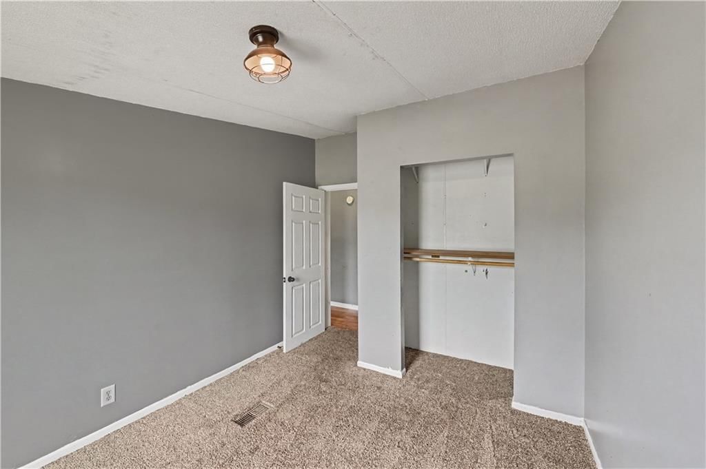 602 Ratz Street — photo 15