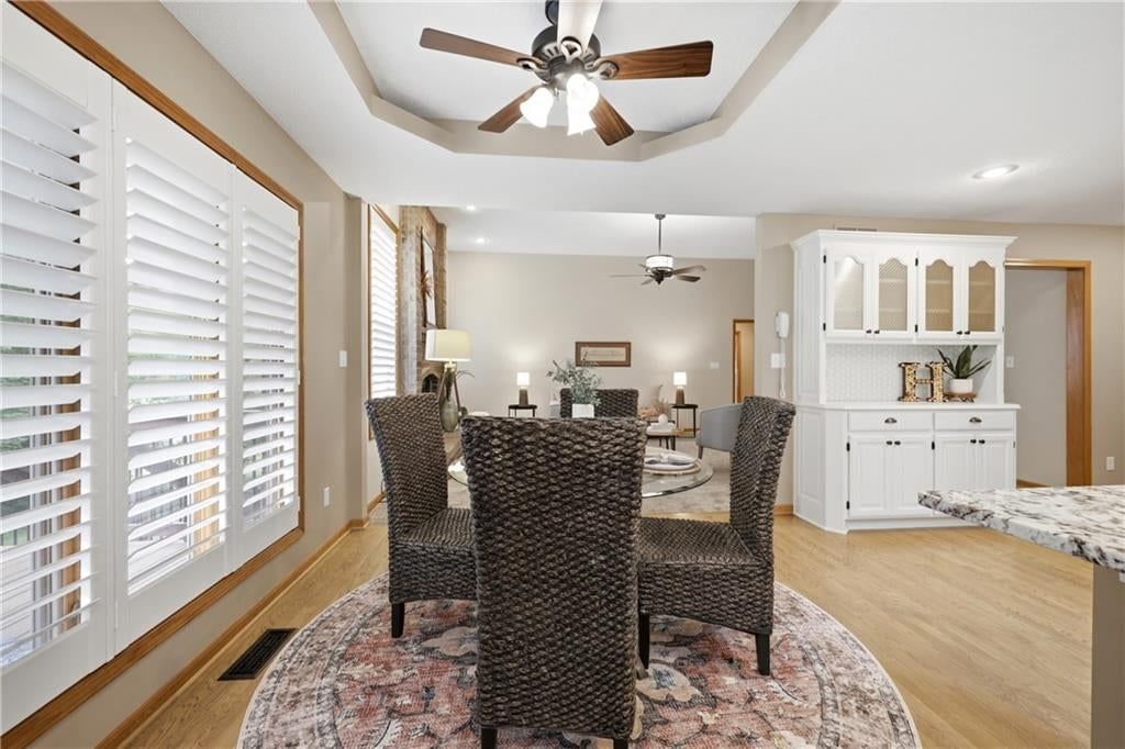 3323 S Prescott Avenue — photo 8