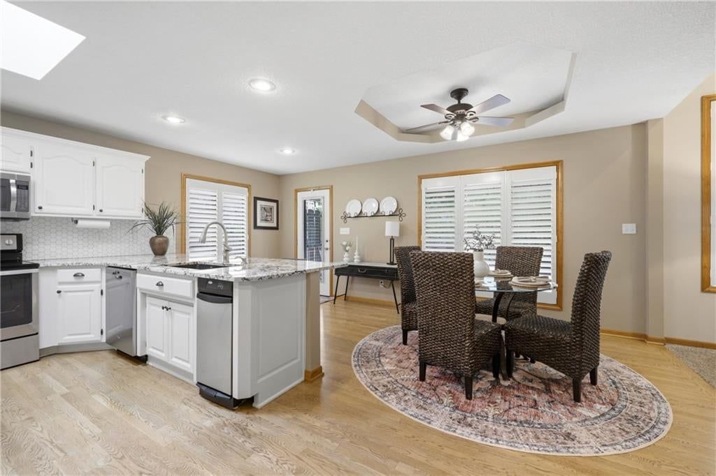 3323 S Prescott Avenue — photo 11