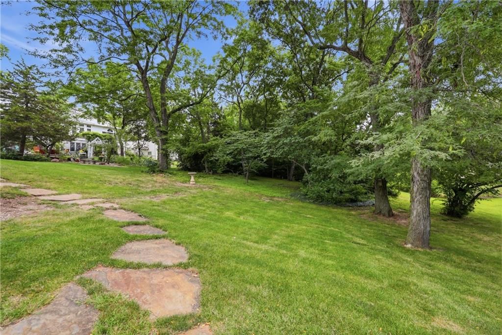 3323 S Prescott Avenue — photo 36