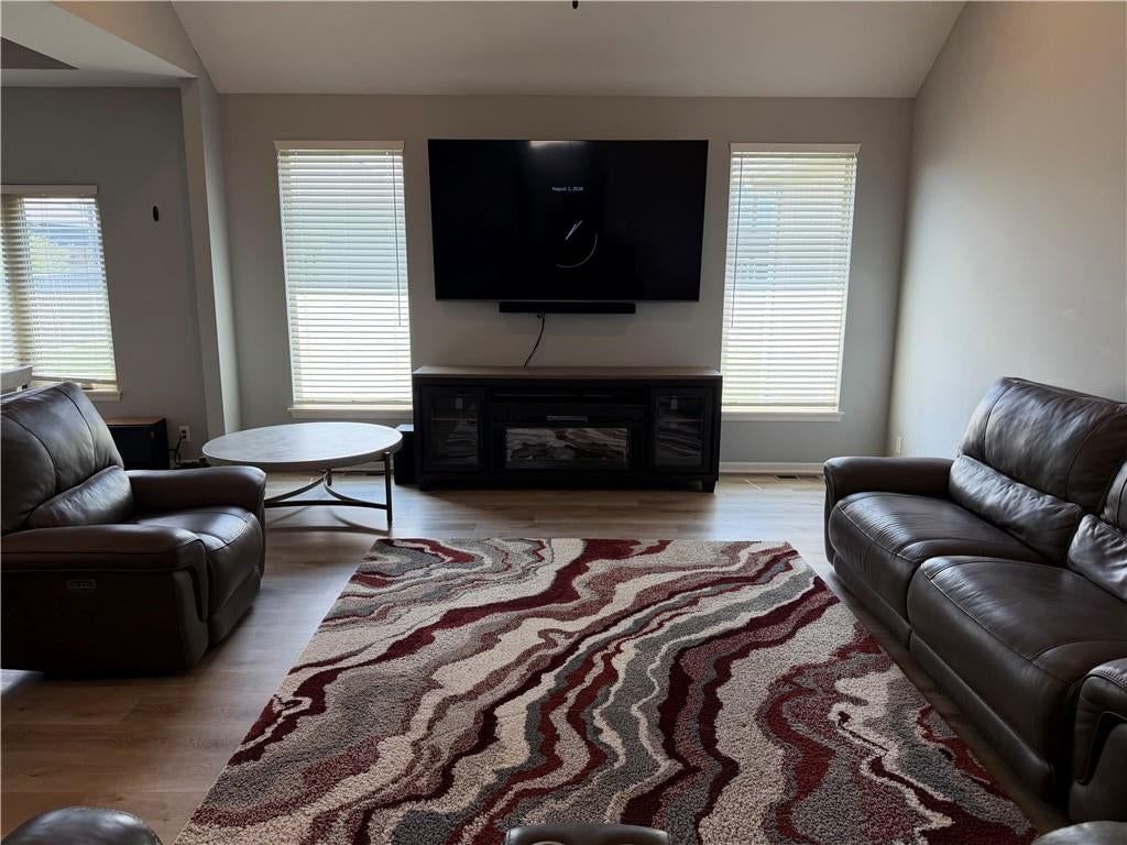1115 SW 8th Street — photo 5