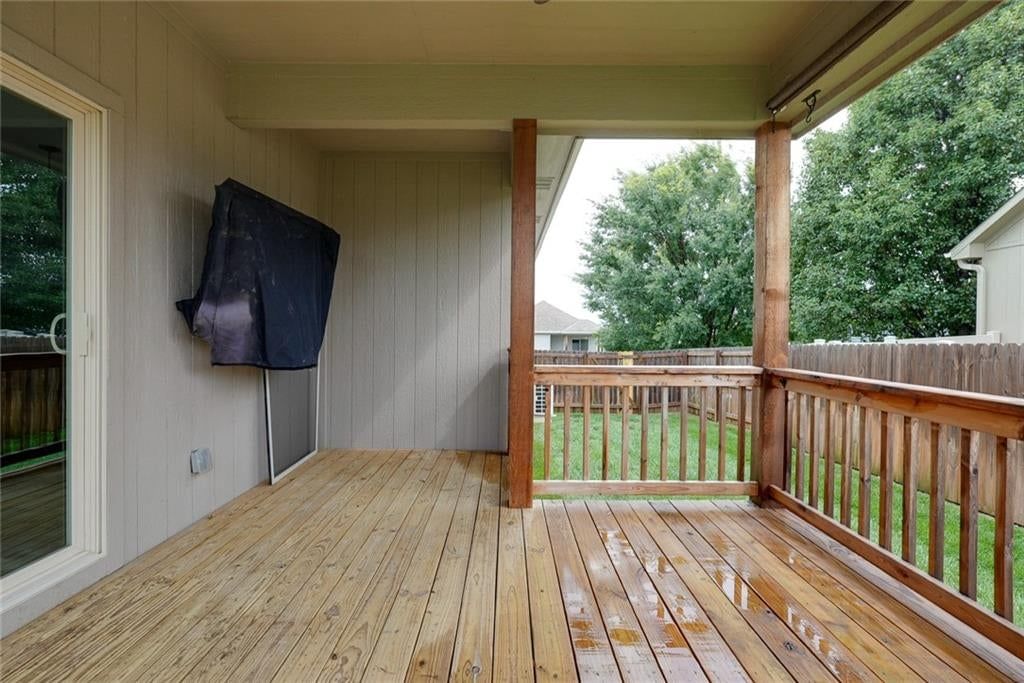 1115 SW 8th Street — photo 38