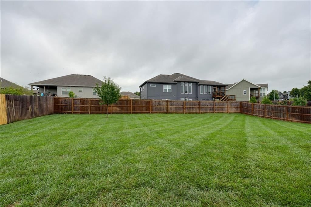 1115 SW 8th Street — photo 40