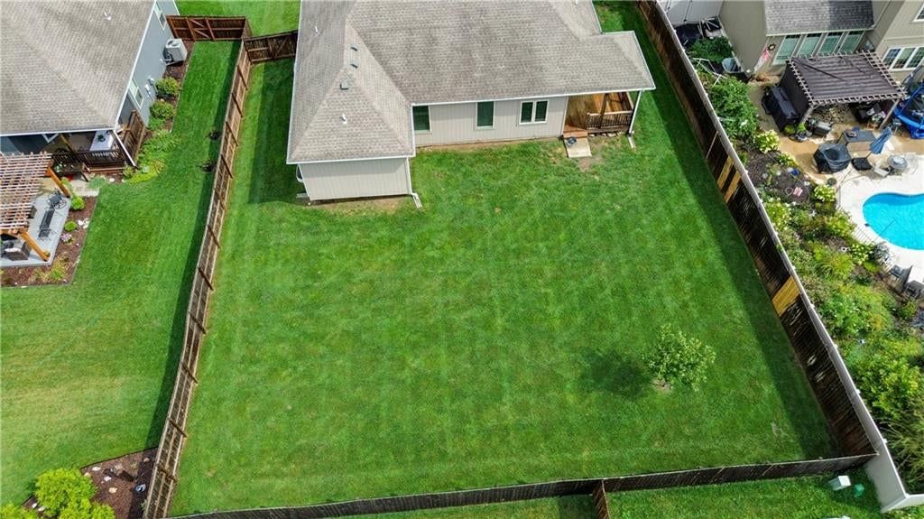 1115 SW 8th Street — photo 46