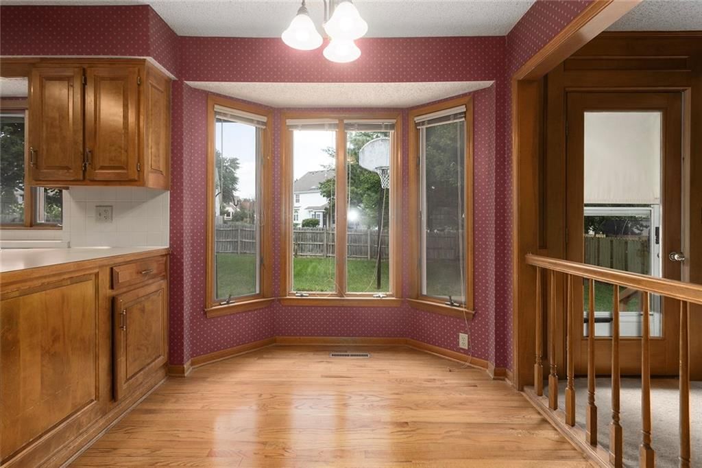 10525 Bluejacket Street — photo 14