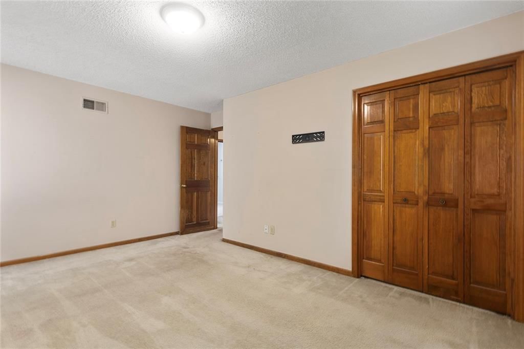 10525 Bluejacket Street — photo 24