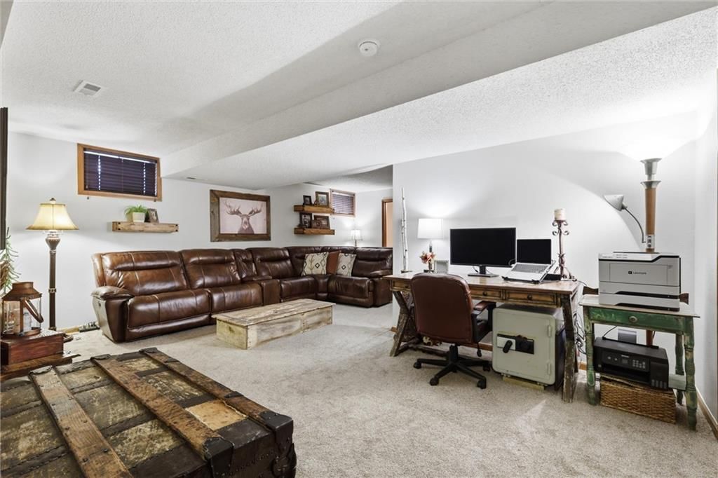 16201 Kevin Lane — photo 33