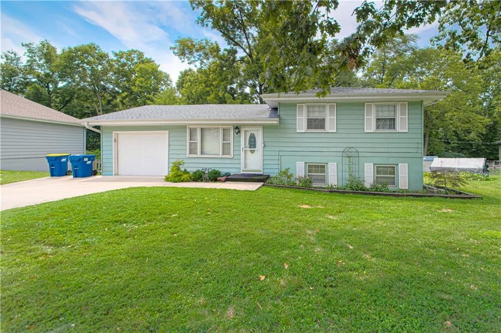 820 S Main Street, Liberty, MO