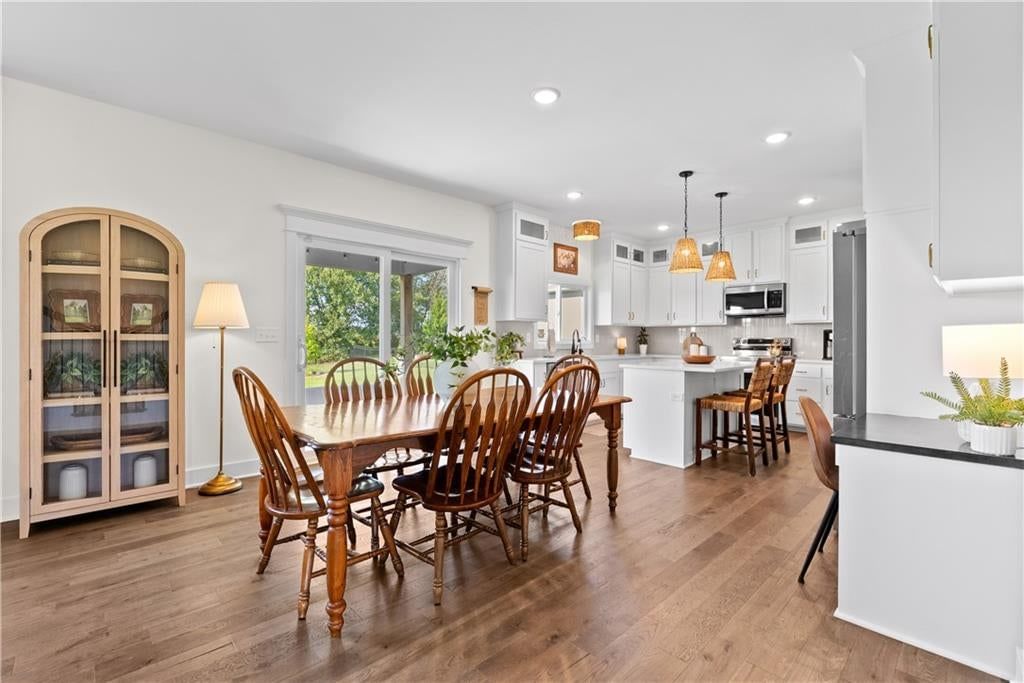 409 SW Nelson Drive — photo 5