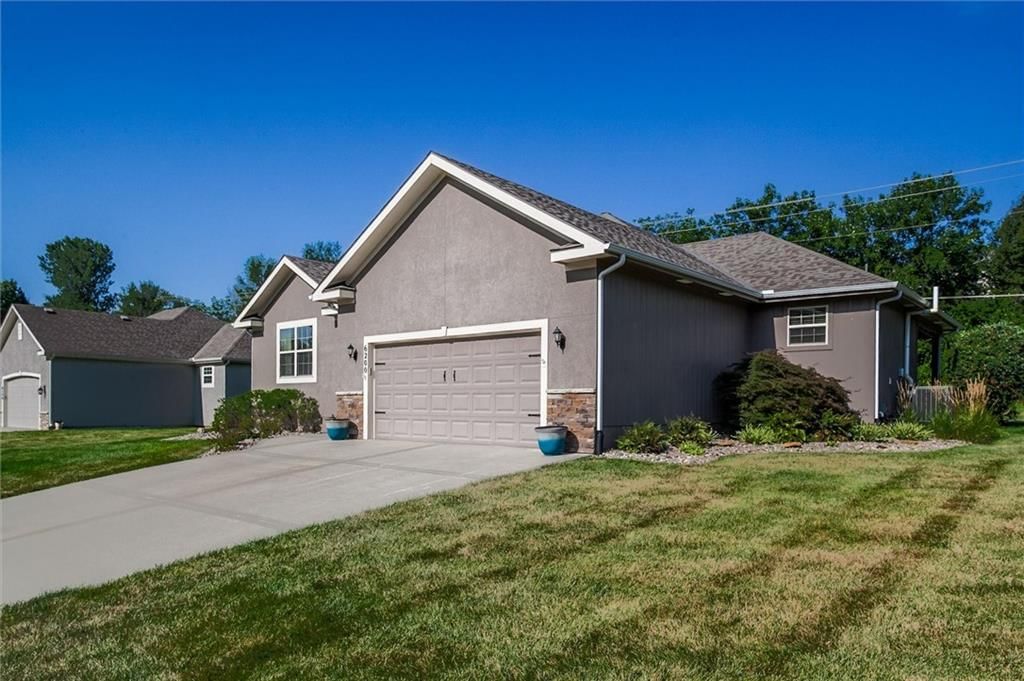 6200 Green Hills Lane — photo 3