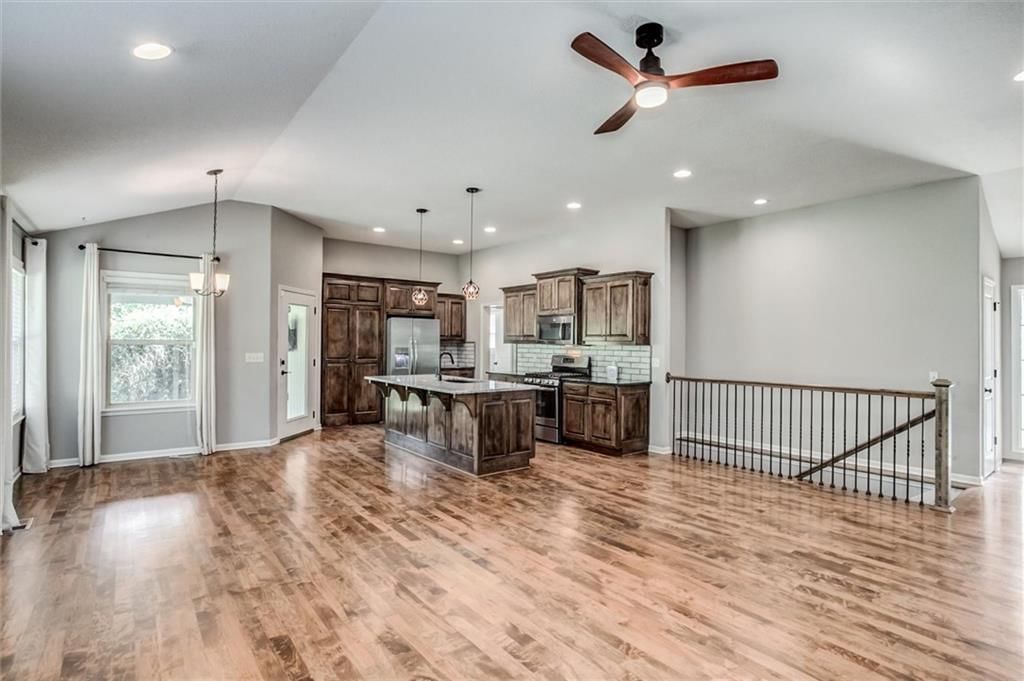 6200 Green Hills Lane — photo 7