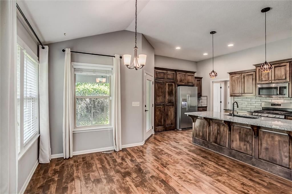 6200 Green Hills Lane — photo 12