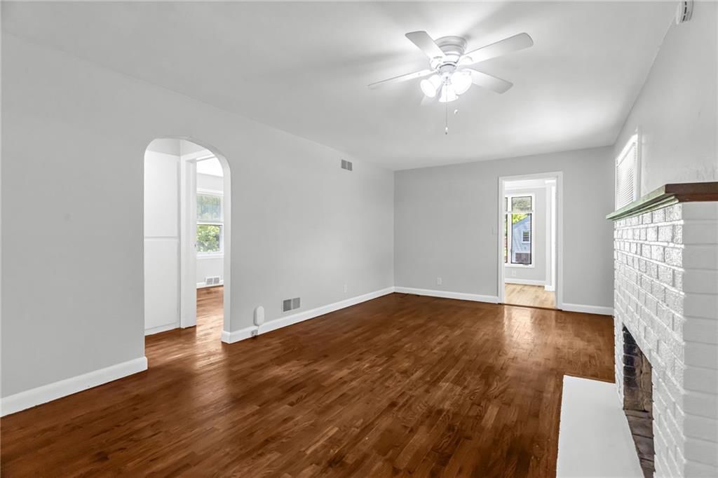 3701 NE 34 Terrace — photo 3