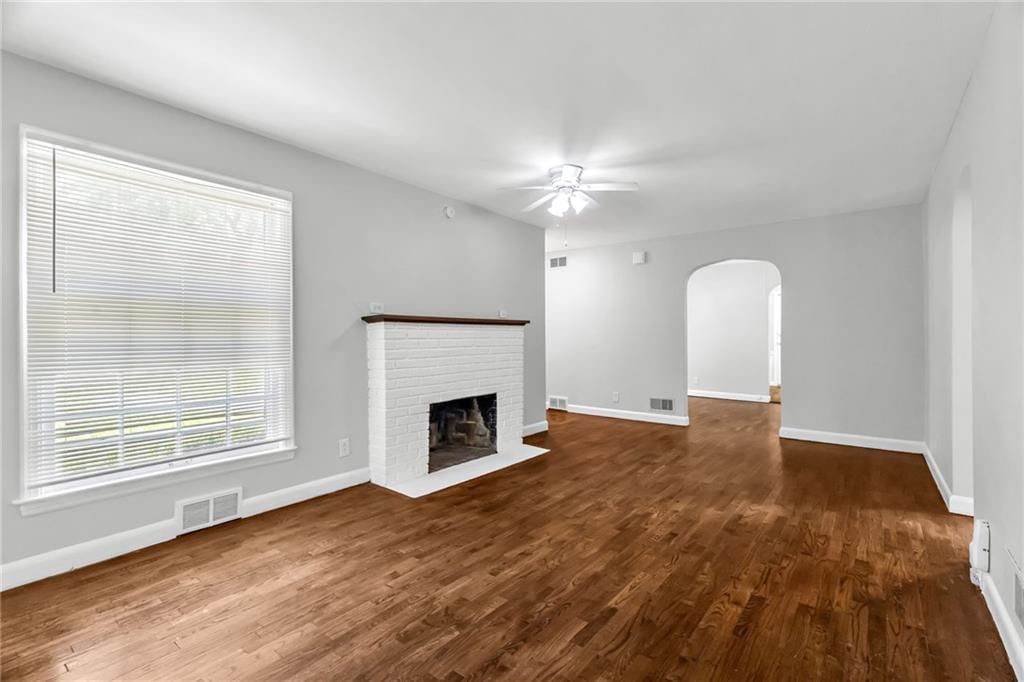 3701 NE 34 Terrace — photo 5