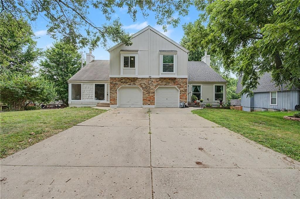 7232 N Askew Avenue, Kansas City, MO
