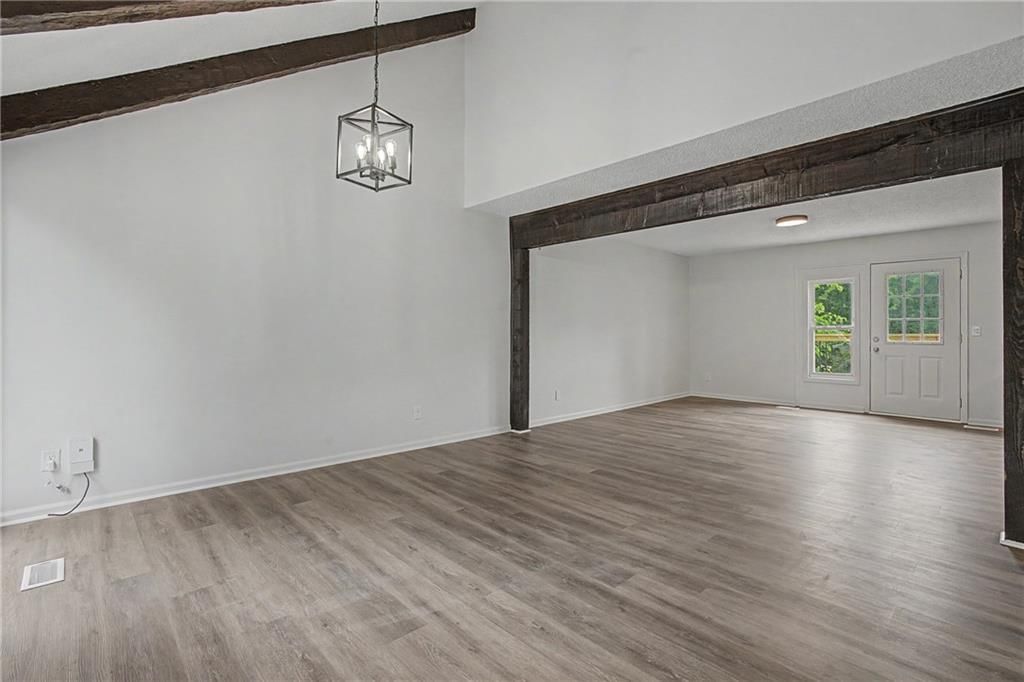 7232 N Askew Avenue — photo 5